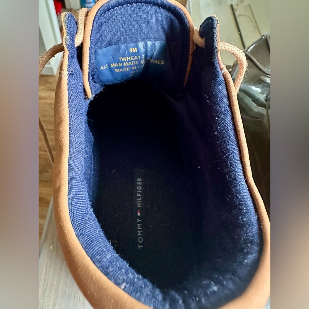 Tommy Hilfiger Duck Boots View 4